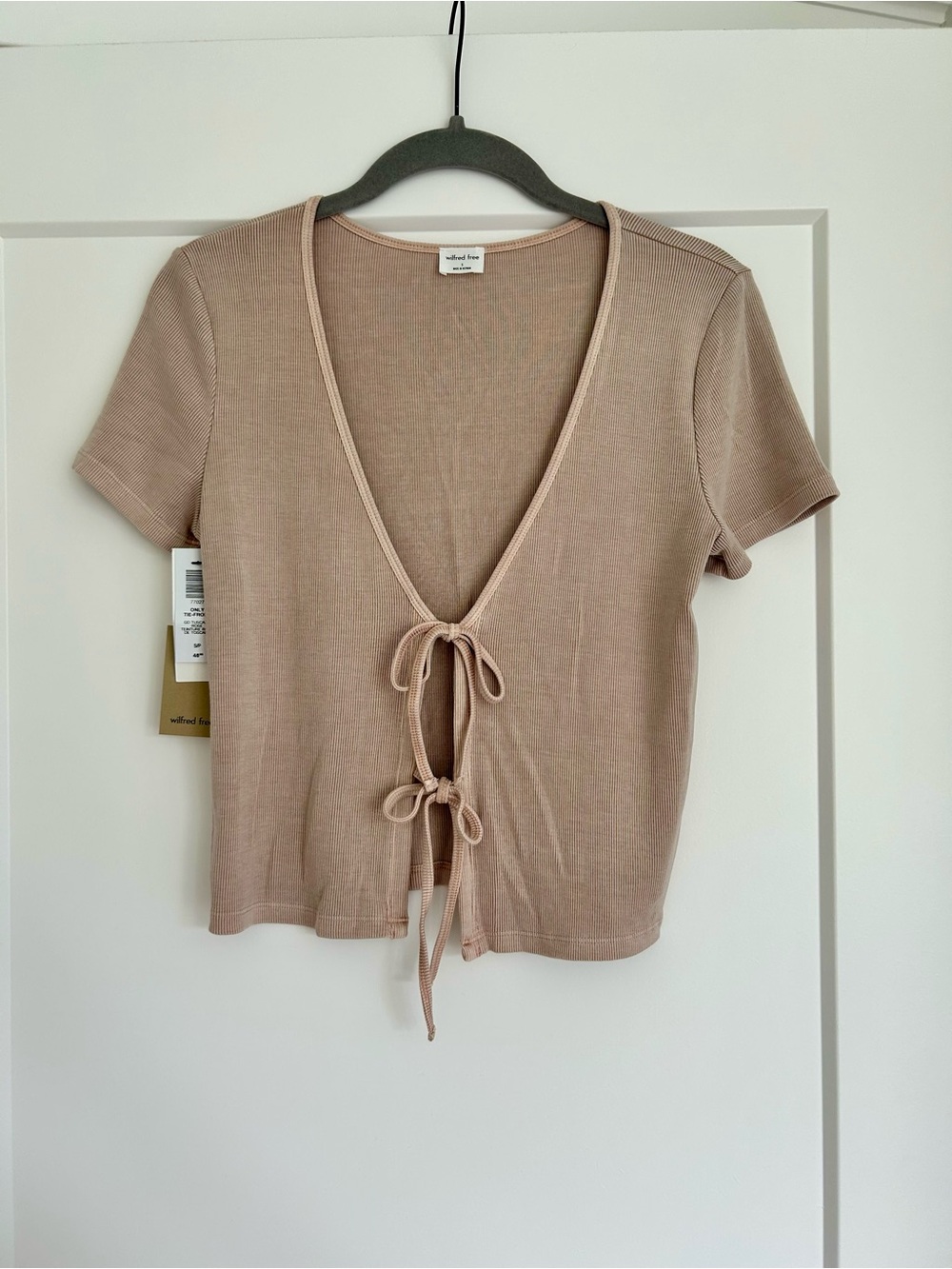 Wilfred Neutral Taupe Tie-Front Short Sleeve Crop Top